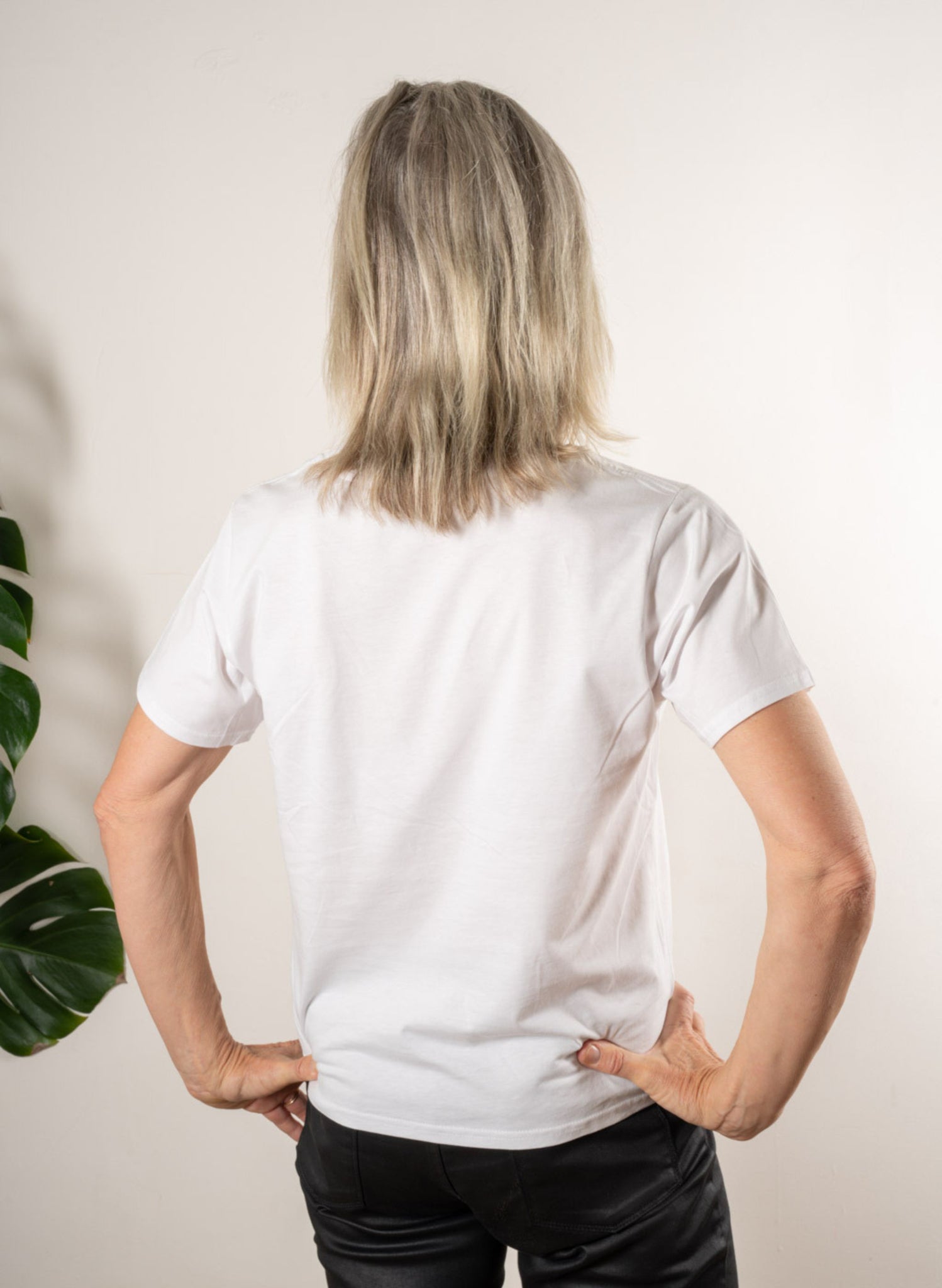 AMOR - COTTON SHORT SLEEVE TEE IN WHITE