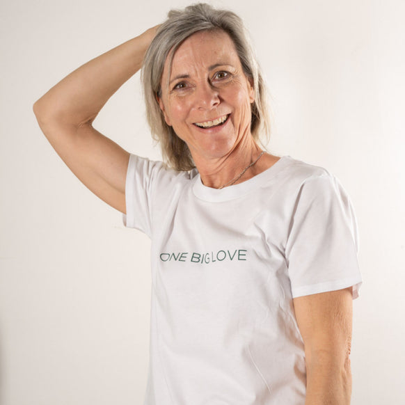 AMOR - COTTON SHORT SLEEVE TEE IN WHITE - ONE BIG LOVE