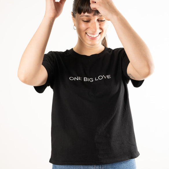 AMOR - COTTON SHORT SLEEVE TEE IN BLACK - ONE BIG LOVE