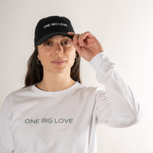Load image into Gallery viewer, Hubb - Cap in Black - ONE BIG LOVE
